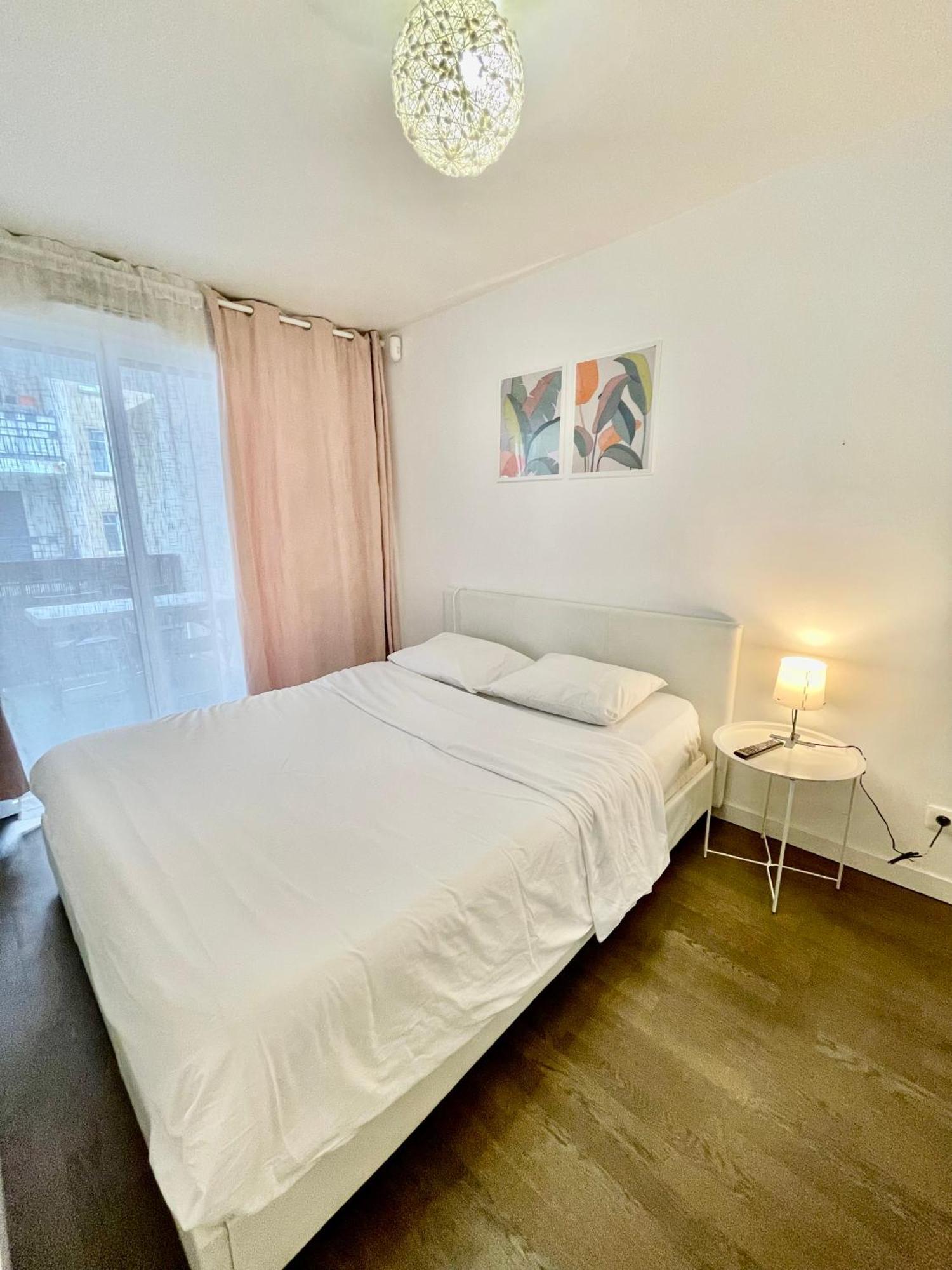 Sweet Escape Paris Centre - 3 Bds- Terrasse - Stade De France - Montmartre 생투앙 외부 사진