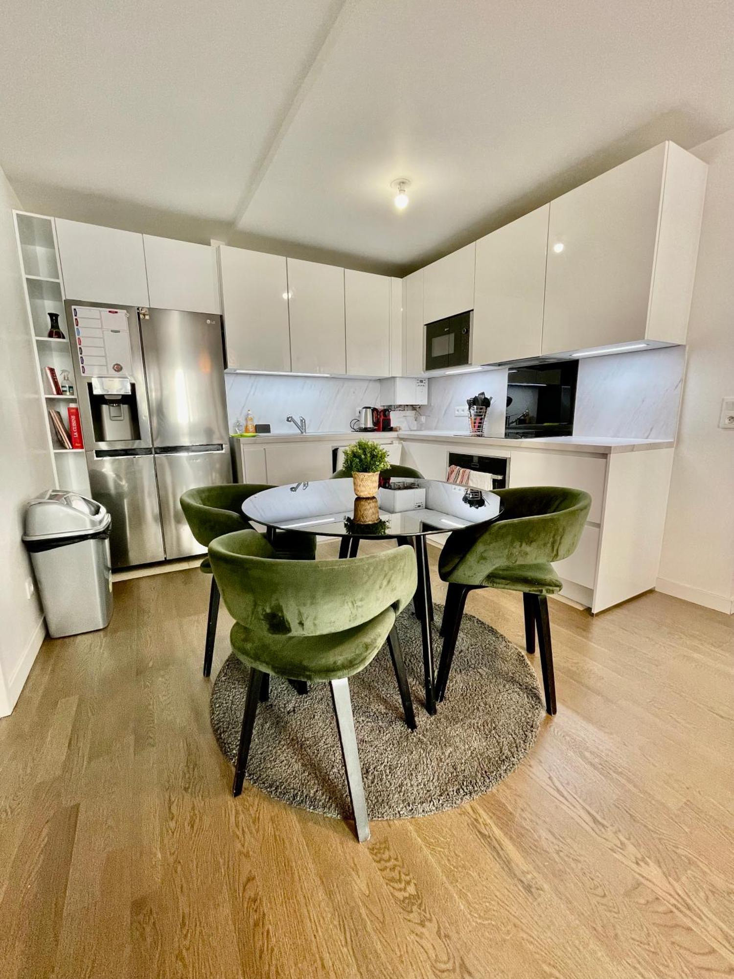 Sweet Escape Paris Centre - 3 Bds- Terrasse - Stade De France - Montmartre 생투앙 외부 사진
